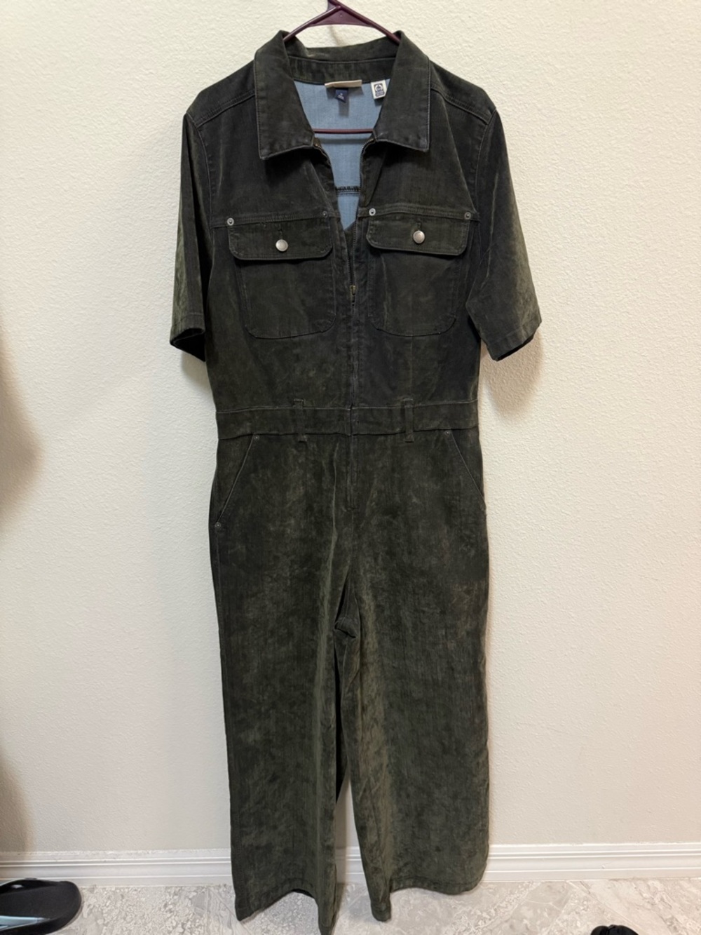Universal Thread Olive Green Short-Sleeve Utility Jumpsuit